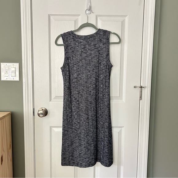 GAP Knit Dress - Picture 5 of 5